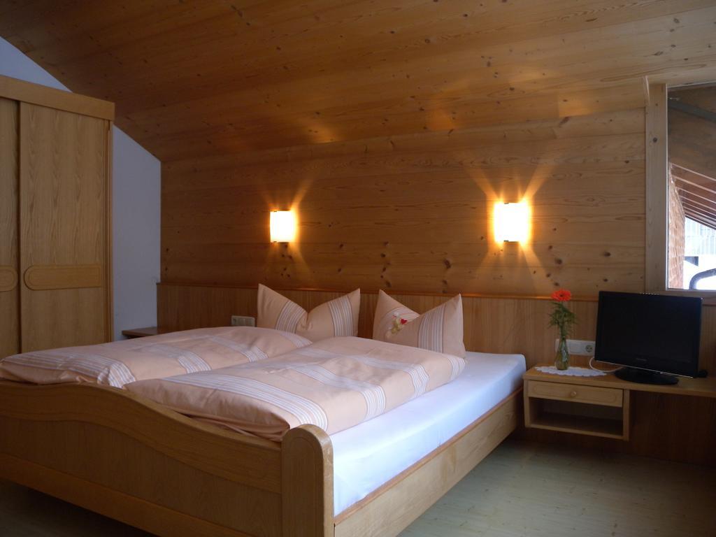 Appartments Haus Monika Schoppernau Bilik gambar